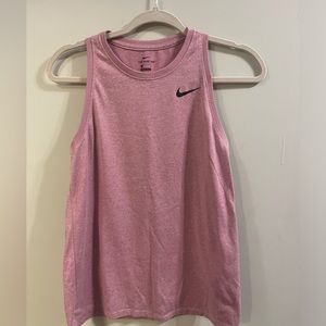 Nike top